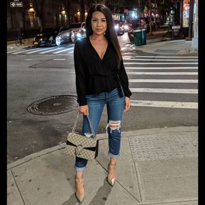 Meet your Posher, Tram